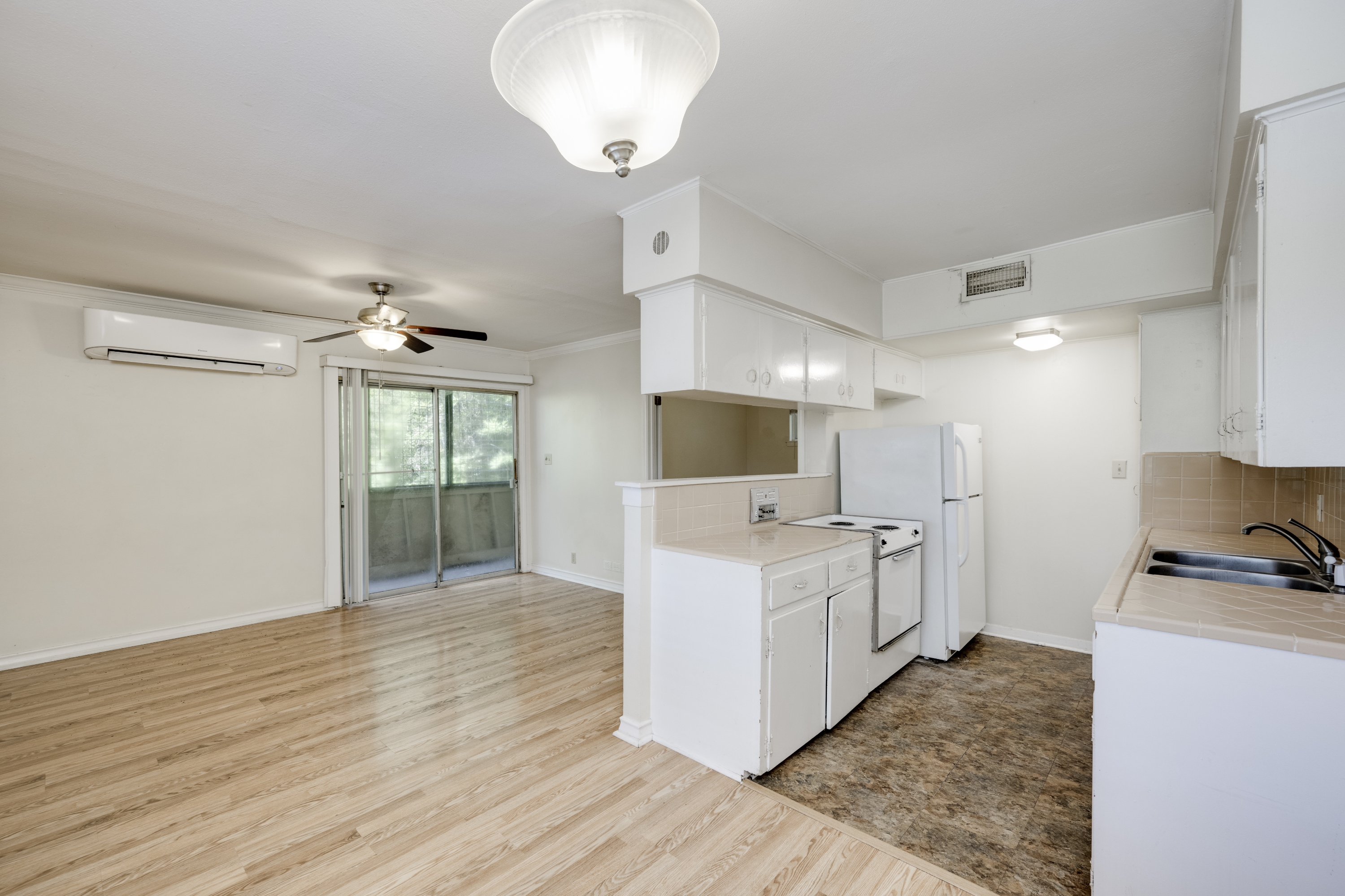 1511 Shoal Creek Boulevard - F